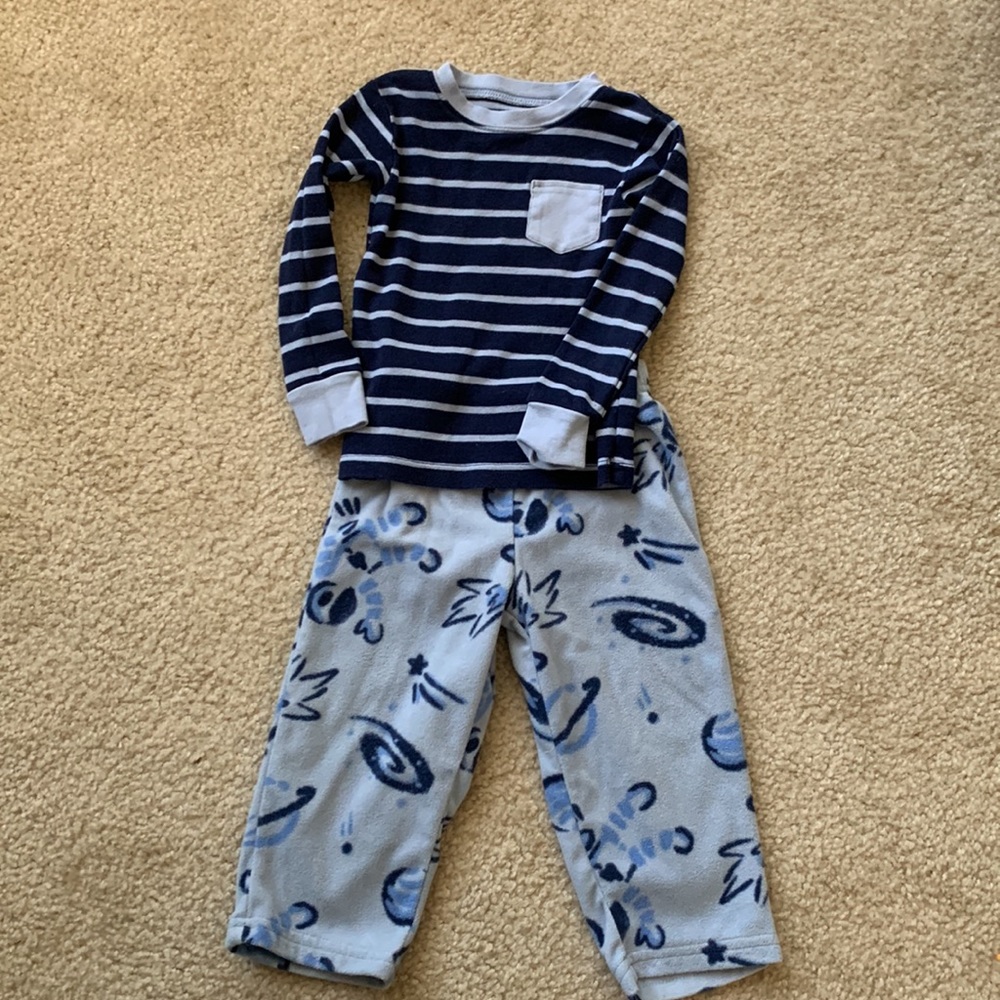 Carters Pajama Set Bundle - Picture 2 of 7